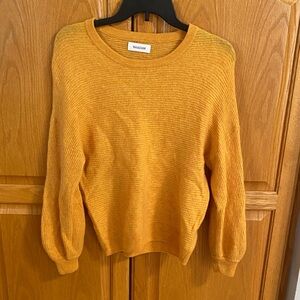 NAADAM Mustard Yellow Crew Neck Sweater wool and cashmere. Size small.
